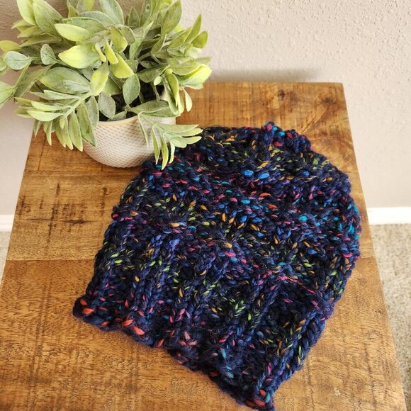 Blue Speckled Hand Knit Winter Hat - Picture 1 of 5